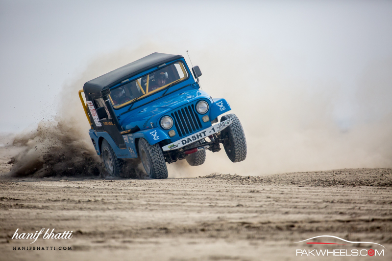 Illustration for article titled Saving A 4x4 From Flipping And Why You Should Lose The Camera Too